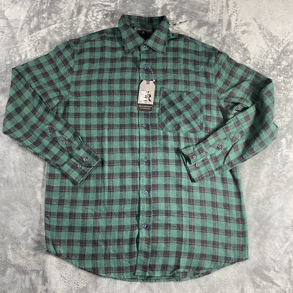 Urban Republic Shirt Mens XL Plaid Flannel Button Up Christmassy Outerwear NWT